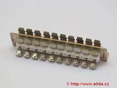 držák bleskojistek 4FF 220 84